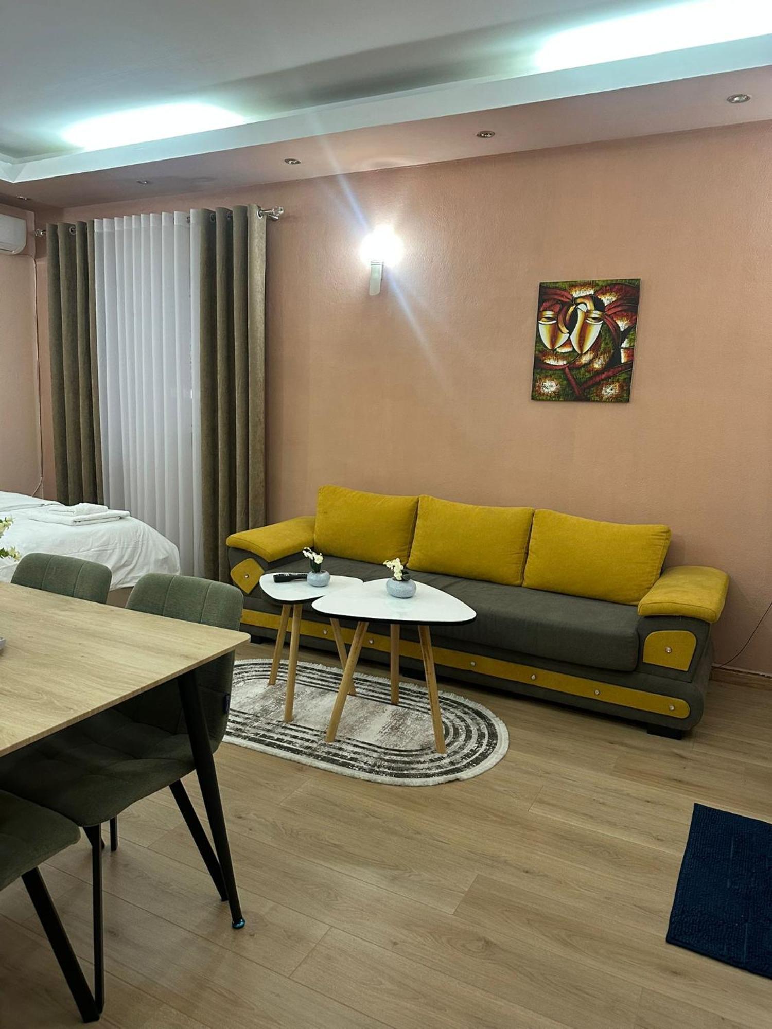 Adora Apartment Tirana Exteriér fotografie